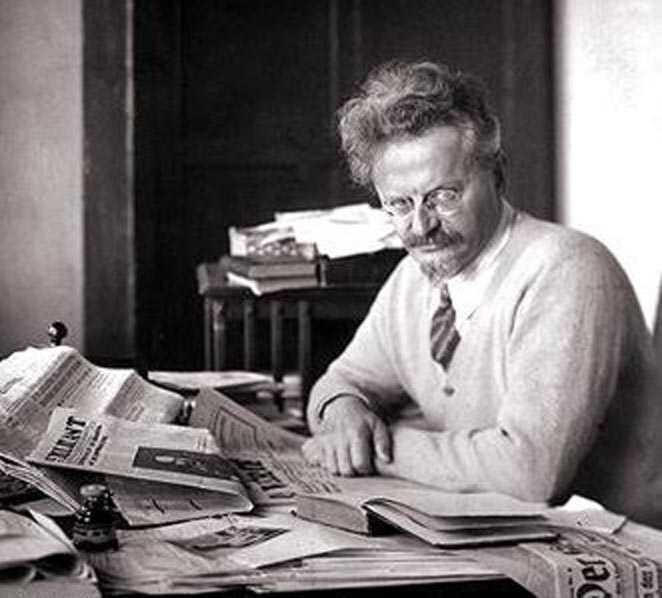 trotsky (1)